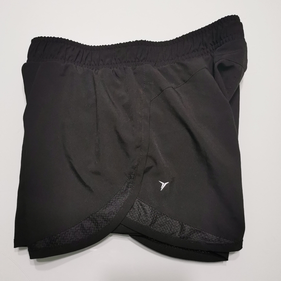 Old Navy Active Shorts - Picture 3 of 8